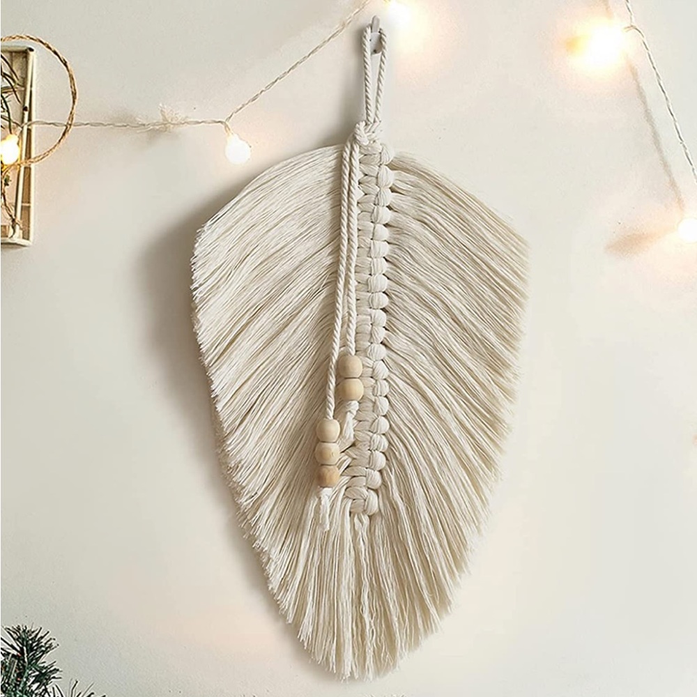 Boho cotton macrame hanging feather with beaded decor